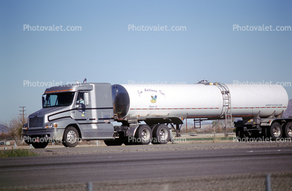 liquid products transport, Interstate Highway I-10, Tube, Blythe