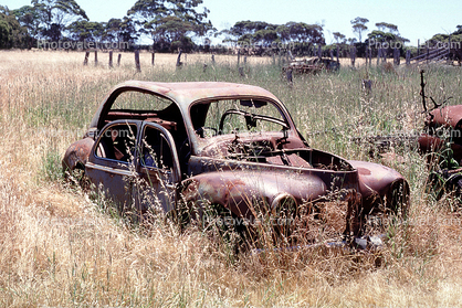 rusting car, rust, Kangaroo Island, Australia