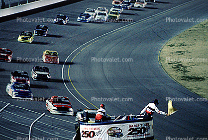 yellow caution flag, Sams Town 250, NASCAR