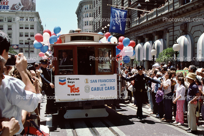 Union Square, Crowds, Downtown, Throngs, Hoards, Packed People, downtown-SF, balloons, Powell Street at Union Square, CC celebration June 21 1984, 1980s