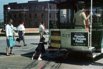517, Girl Pushing, Woman, People-to-People Radio, Turnaround, Turnabout, Hyde Street, July 1968, 1960s