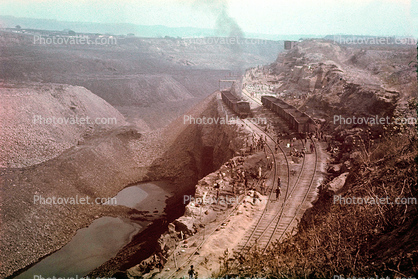 Ore mining, 1950s