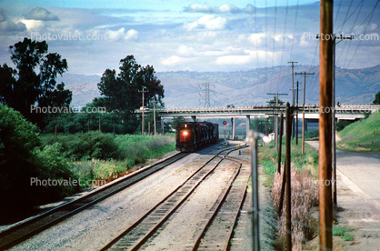SP 8898, SD45, Southern Pacific, near Salinas, Central California, 2 May 1986