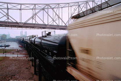 Freight Train, Mississippi River, 20 October 1993