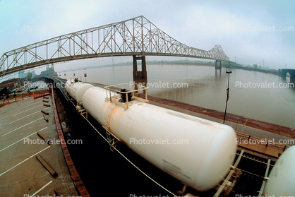 Martin Luther King Bridge, Freight Train, Mississippi River Bridge, Railroad Tracks, Saint Louis, 20 October 1993
