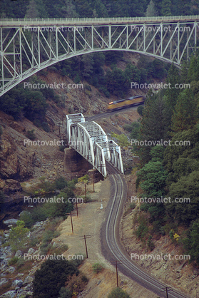 State Route 70, Feather River Canyon, Sierra-Nevada Mountains, Trestle Bridge, Arch Brige, 24 October 1994