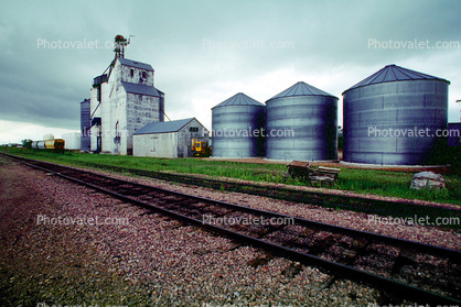 Grain Silos, co-op, Wall South Dakota