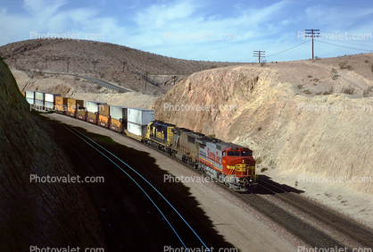 938, Santa-Fe, ATSF, Freight Train, Barstow California