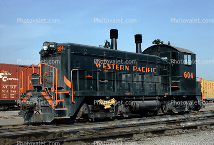 EMD SW9, Western Pacific Railroad Switcher WP 604, Stockton California, October 1977, 1970s