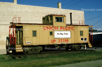 Union Pacific Caboose, UP 25398