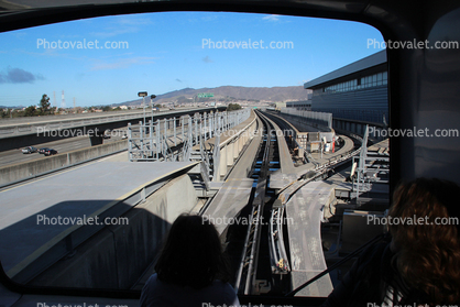 Curve Switch, Shuttle Train from Terminals at SFO, San Bruno Mountain