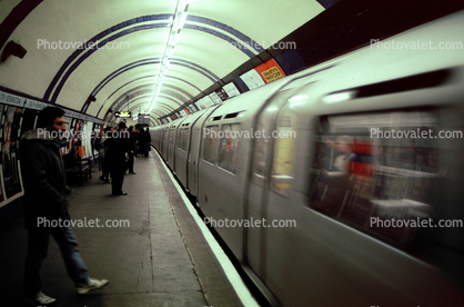 Crowded, commuters, underground, people, commuters, station, platform, the London Tube
