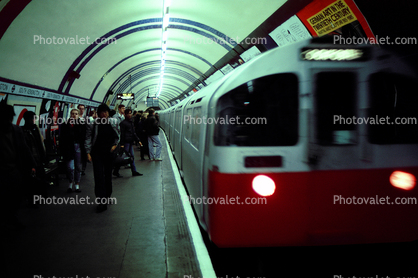 Crowded, commuters, underground, people, commuters, station, platform, the London Tube