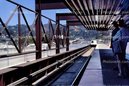 BART, Bay Area Rapid Transit, Station Platform