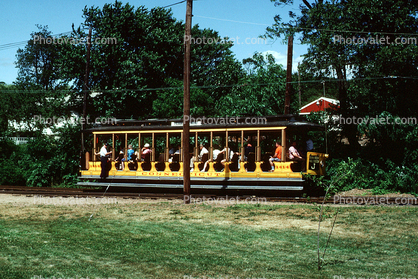 Passengers, Trolley #1414, 1414, Branford Electric Railway, Connecticut, Electric Trolley, 1983, 1980s