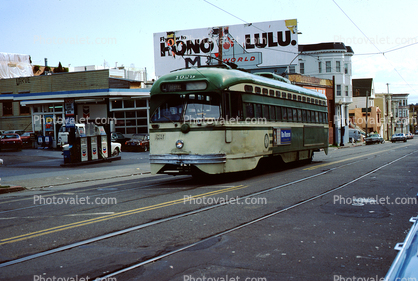 1951 PCC Saint Louis Trolley, SFMR, 17th Street and Castro Street, April 1982