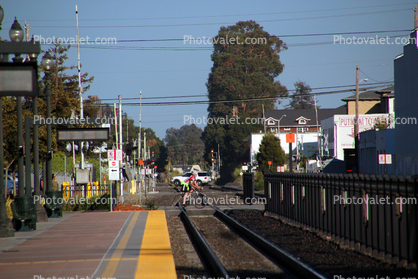 Caltrain, Railroad Tracks, Burlingame, California, San Francisco Peninsula Commuter, Crossing Gate