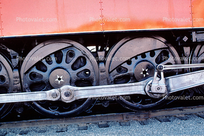 Coupling Rod, Driver Wheels, components, Power, Southern Pacific Daylight Special, SP 4449, GS-4 class Steam Locomotive, 4-8-4