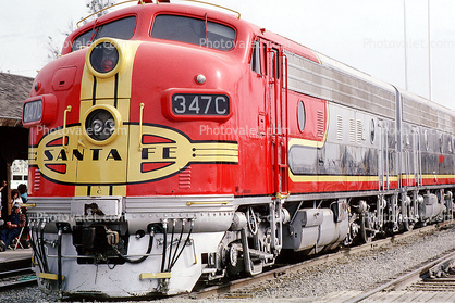 ATSF 347C, EMD F7A, Santa-Fe Diesel Electric Locomotive, AT&SF, Atchison Topeka & Santa Fe, Red/Silver Warbonnet Chief, F-Unit