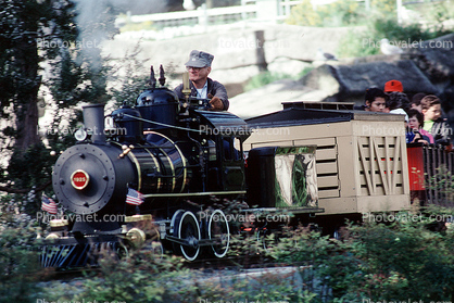 Little Puffer, San Francisco Zoo, Miniature Steamer, Rideable Miniature Railway, Live Steamer