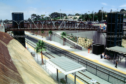 Coaster Train, Solana Beach station