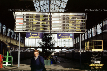 Train Station Schedules, Depot, Budapest