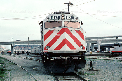JPBX 921, EMD F40PH head-on, CalTrain, San Francisco, California