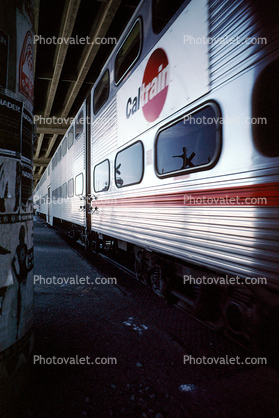 Caltrain, Passenger Railcar