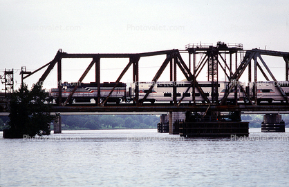 VRE, Virginia Railway Express, Potomac River
