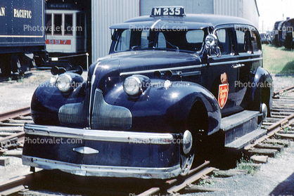 M235, Track inspection car, Canadian Pacific Railroad, Automobile on Rail, Railbus, Unique Railcar, M-235, 1950s