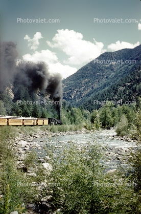 River, Las Animas Canyon, Mountains