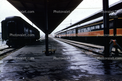 Union Station, Depot, Platform, Railcars, Illinois Central Railroad