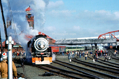 Union Station, Portland, Southern Pacific Daylight Special head-on, SP 4449, GS-4 class Steam Locomotive, 4-8-4, 1950s