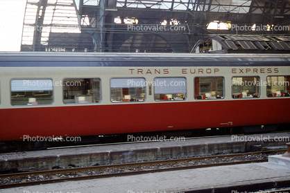 Trans Europ Express, Passenger Railcar