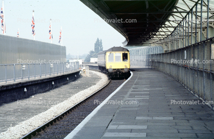 Station Platform, 1985