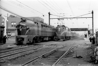 Shark Nose, Diesel Locomotive PRR 5772, Pennsylvania Railroad, BLW DR6-4-2000, BP20, Baldwin Locomotive Work, Perth Amboy, July 1957, 1950s, GG1