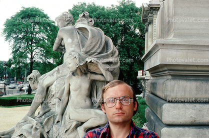 Man, Glasses, Angel Statue, selfie
