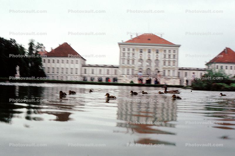 Pond, Reflection, Ducks, Nymphenburg Castle, Schlo? Nymphenberg, Munich