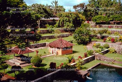 Gardens, pond, paths, steppes, buildings, Lingsar Temple, Lombok Island