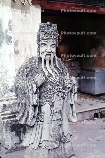 Emperor statue, beard, ornate, opulant, Bangkok