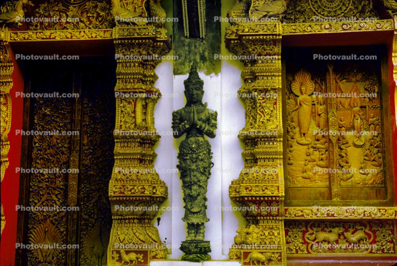 Statue at Wat Phra That Doi Suthep, Theravada Buddhist temple, Chaing Mai, Ayutthaya Historical Park
