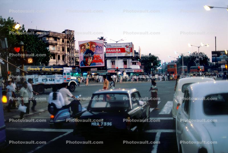 Cars, City Street Scene, Intersection, crowded, vespa, Mumbai, automobile, vehicles