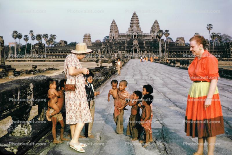 Ankor Wat, Children, Tourists, Women