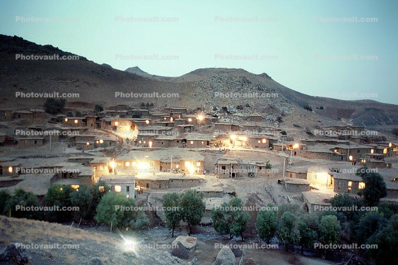 Homes, Houses, Cliff Dwellings, Cliff-hanging Architecture, Kerend-e Gharb, Kerend, Dalahu County, Kermanshah Province