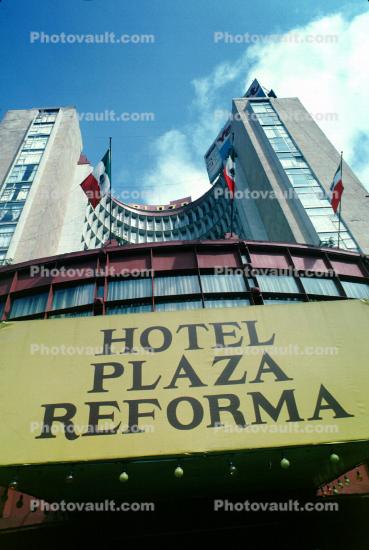 Hotel Plaza Reforma, building