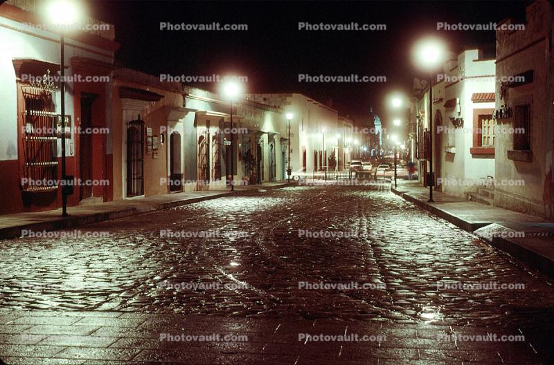 cobblestone street, night, Exterior, Outdoors, Outside, Nighttime, 