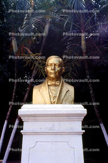 Benito Juarez, First Indian President of Mexico, Bust, Statue, Chiapas