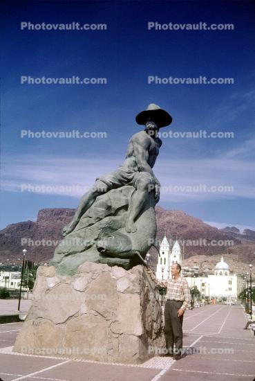 The "El Pescador" monument, a statue of a fisherman, has come to symbolize the city of Guaymas, Sonora