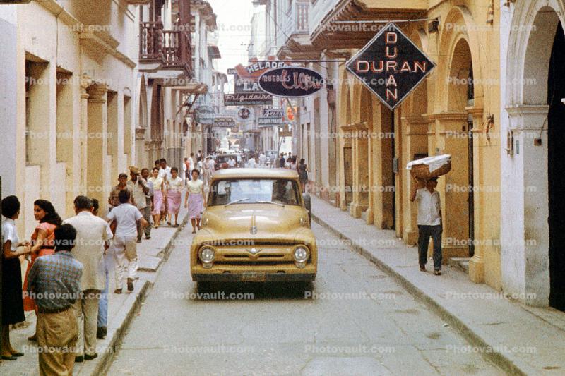 Casa Tovar, downtown, cars, buildings, city, shops, store signs, Ford Pickup Truck, Cartagena, 1950s