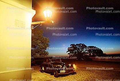 Outdoor Lamp, Cobblestone Street, Sidewalk, Building, Colonia